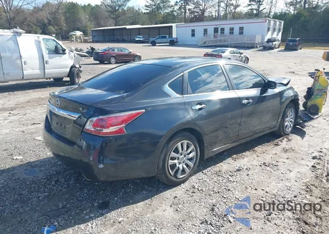 2015 Nissan Altima 2.5/2.5 S/2.5 Sl/2.5 Sv из США, поврежденный, VIN 1N4AL3AP5FN360472